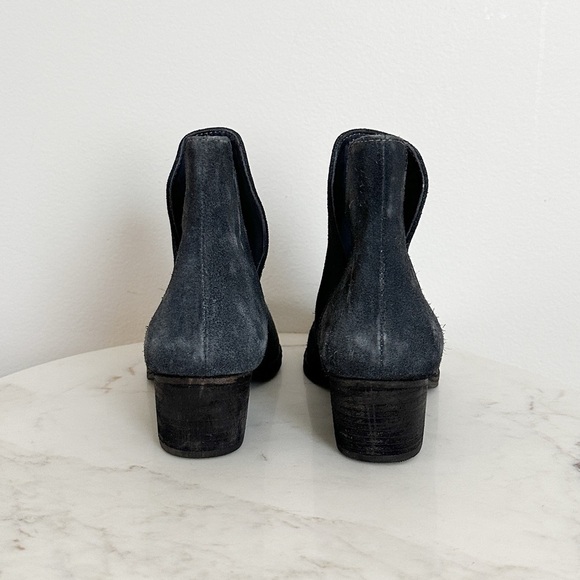 NEW Free People Charm Double-V Ankle Bootie in Navy Suede Size 9 US 39 EU - Picture 6 of 9